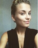 juliette S. baby-sitter Nancy 54