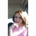leslie R. baby-sitter Saint-Paul-Trois-Châteaux 26