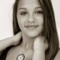 lydie B. baby-sitter Saint-Julien 22