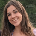 léa R. baby-sitter Levallois-Perret 92