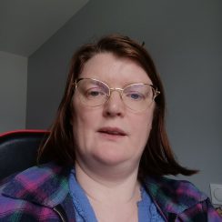 priscilla F. nounou Lit-et-Mixe 40