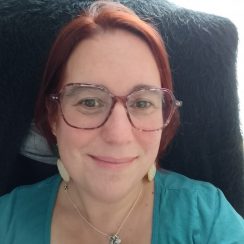 hélène B. assistante maternelle Dontrien 51